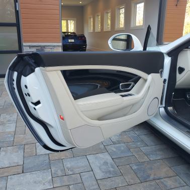 Photo 5 of 6 of 2015 Bentley Continental GT V8 S